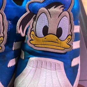 Pre-loved Adidas size 1 youth Limited Edition Donald Duck Disney